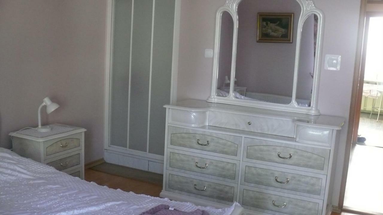 Dom Goscinny Wisteria Andrychów Eksteriør billede
