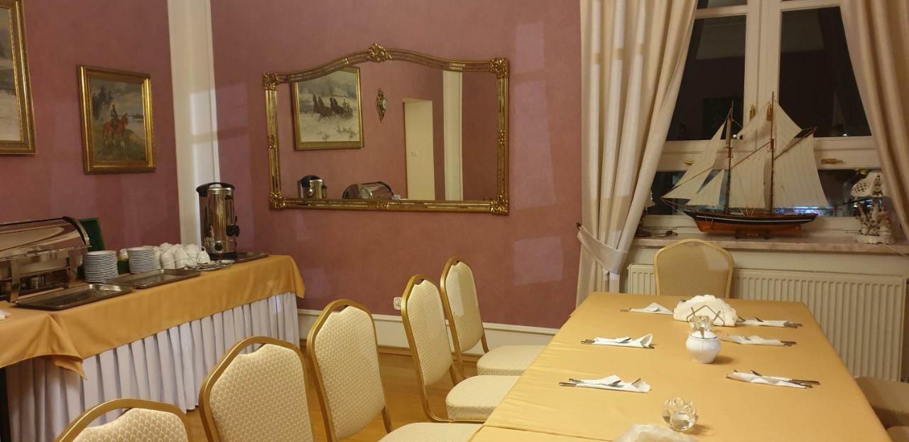 Dom Goscinny Wisteria Andrychów Eksteriør billede